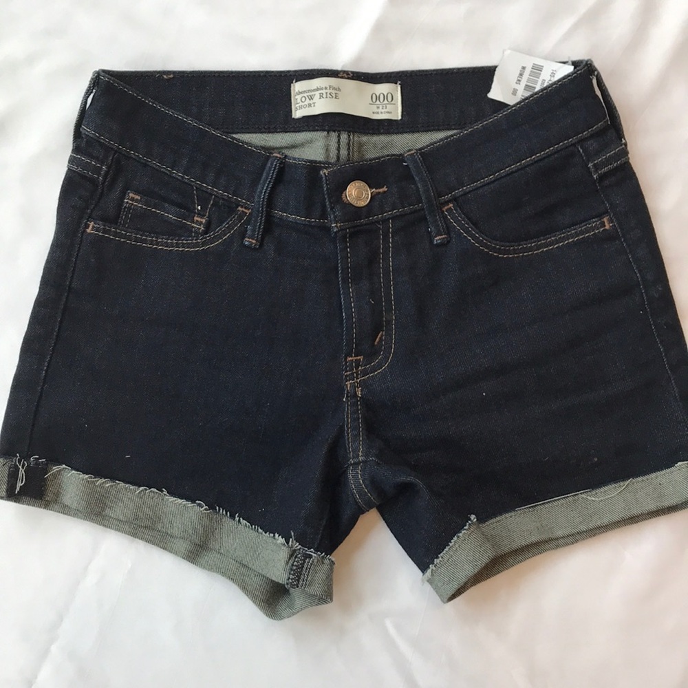 NWT Ambercrombie 000 low rise denim shorts - Picture 3 of 7